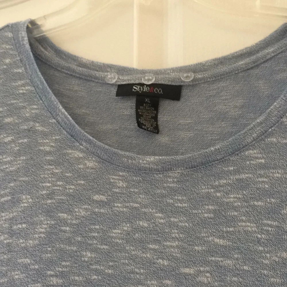 FINAL MARKDOWN Ladies lightweight style and company sweater xl